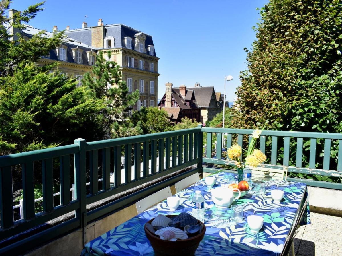 Apartment Les Roches By Interhome ทรูวิลล์-ซูร์-แมร์ ภายนอก รูปภาพ