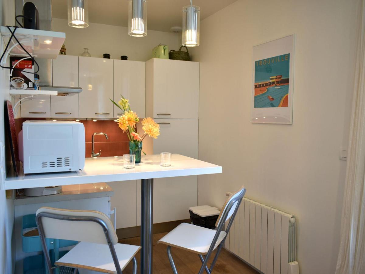 Apartment Les Roches By Interhome ทรูวิลล์-ซูร์-แมร์ ภายนอก รูปภาพ