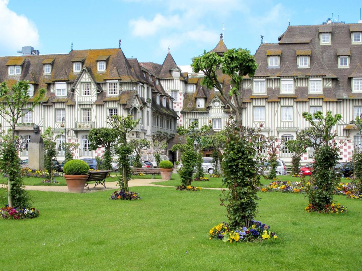Apartment Les Roches By Interhome ทรูวิลล์-ซูร์-แมร์ ภายนอก รูปภาพ